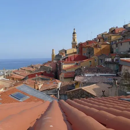 Capodanna, Au Coeur De La Vieille Ville, Maison De Village Avec Magnifique Vue Sur La Nyaraló Menton