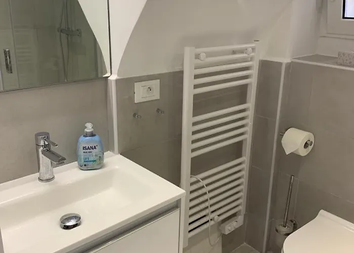 Capodanna, Au Coeur De La Vieille Ville, Maison De Village Avec Magnifique Vue Sur La * Mentone