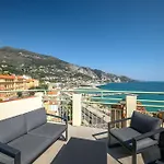 Capodanna, Au Coeur De La Vieille Ville, Maison De Village Avec Magnifique Vue Sur La Feriehus Menton