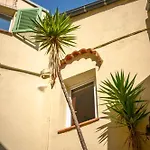 Capodanna, Au Coeur De La Vieille Ville, Maison De Village Avec Magnifique Vue Sur La Сasa de vacaciones