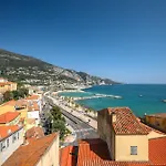 Capodanna, Au Coeur De La Vieille Ville, Maison De Village Avec Magnifique Vue Sur La Feriehus Menton