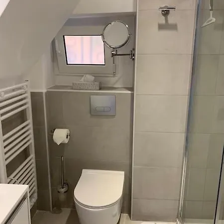 Capodanna, Au Coeur De La Vieille Ville, Maison De Village Avec Magnifique Vue Sur La 펜션 멍똥