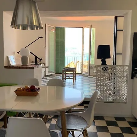 Capodanna, Au Coeur De La Vieille Ville, Maison De Village Avec Magnifique Vue Sur La *