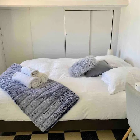 Capodanna, Au Coeur De La Vieille Ville, Maison De Village Avec Magnifique Vue Sur La Tatil Evi Menton