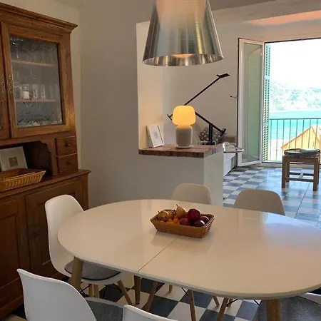 Capodanna, Au Coeur De La Vieille Ville, Maison De Village Avec Magnifique Vue Sur La Semesterbostad Menton