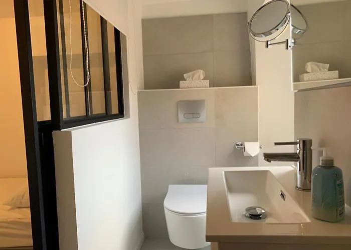 Capodanna, Au Coeur De La Vieille Ville, Maison De Village Avec Magnifique Vue Sur La Menton