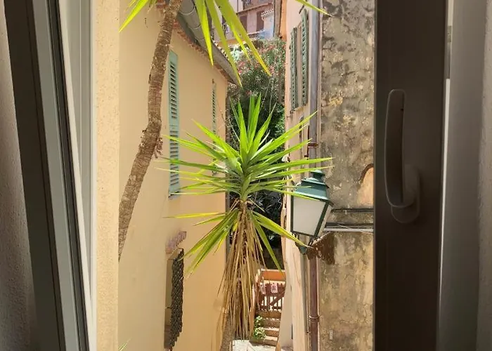 Capodanna, Au Coeur De La Vieille Ville, Maison De Village Avec Magnifique Vue Sur La Prázdninový dům Menton